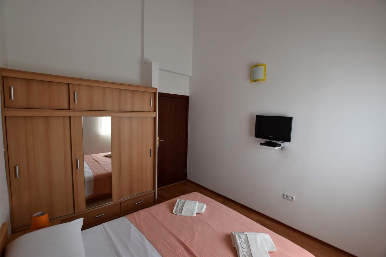 Apartments Matea Kožino エクステリア 写真